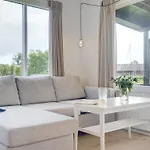 Amilla - 150m From The Sea By Interhome *