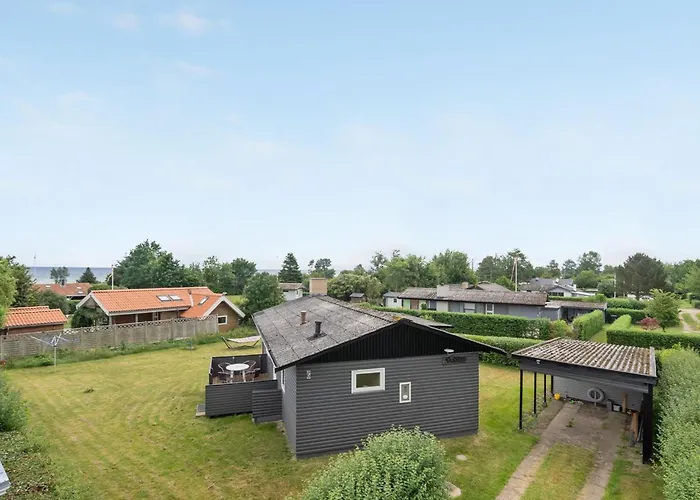 Holiday home Amilla - 150m From The Sea By Interhome