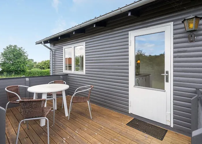 Amilla - 150m From The Sea By Interhome