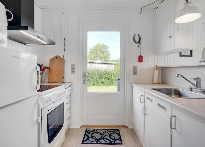 Holiday home Amilla - 150m From The Sea By Interhome